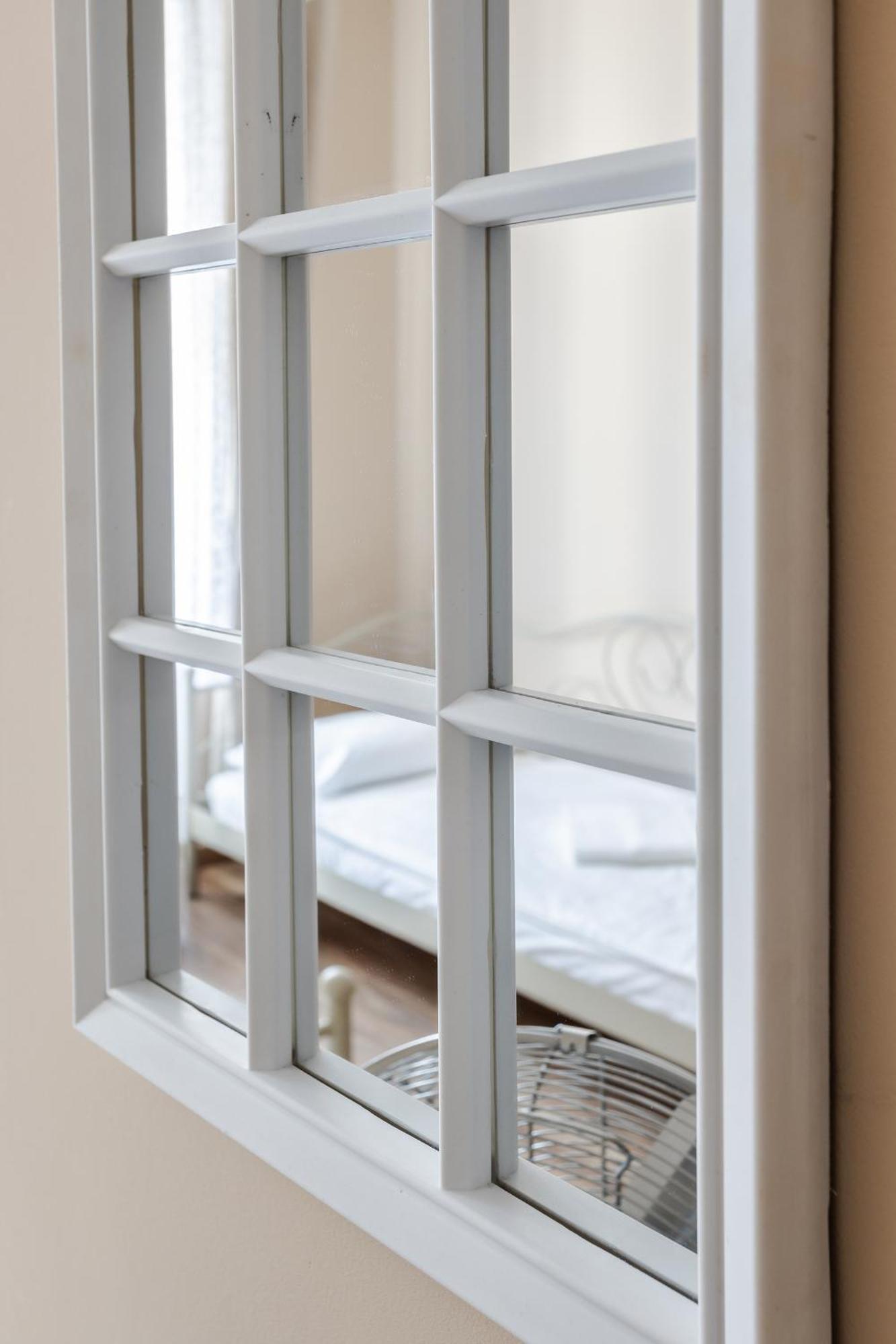 Functional And Comfortable Very Berry In By Renters