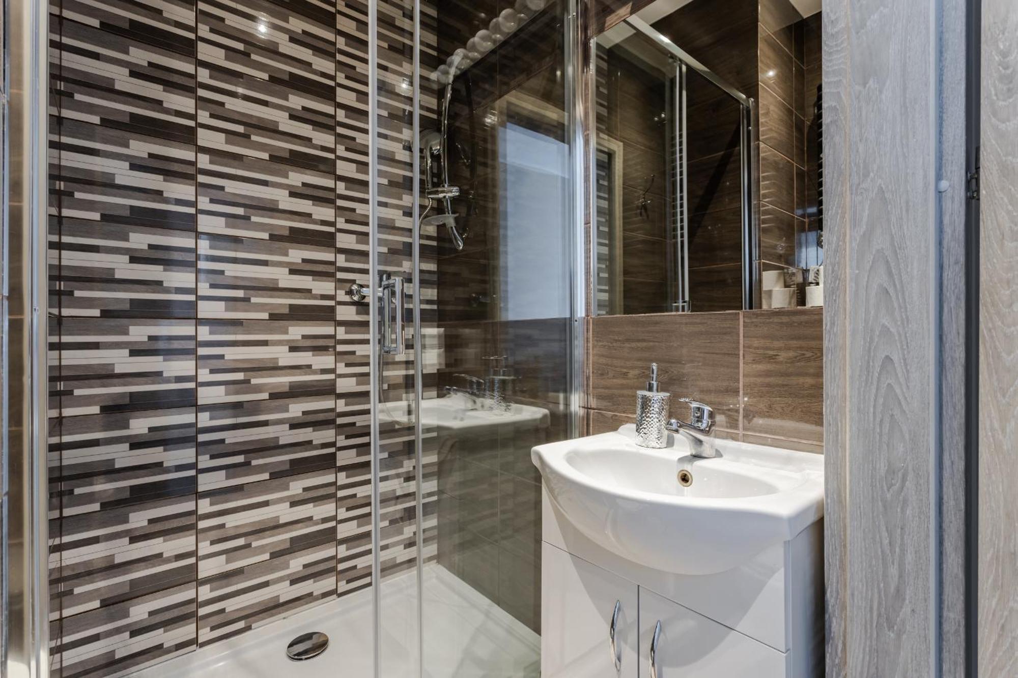 Functional And Comfortable Very Berry In By Renters Poznań