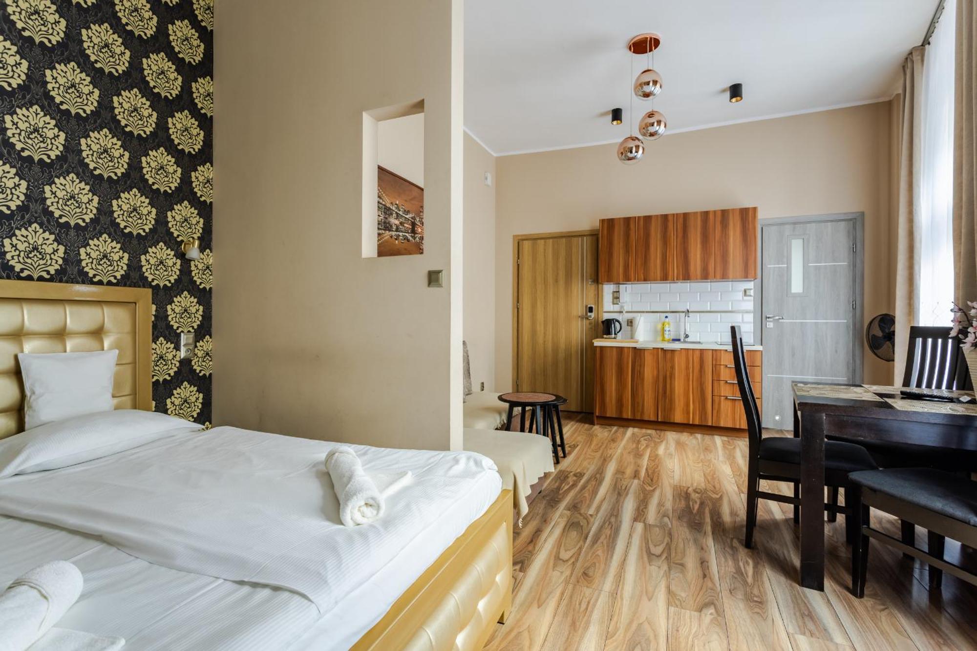 Functional And Comfortable Very Berry In By Renters Apartamento