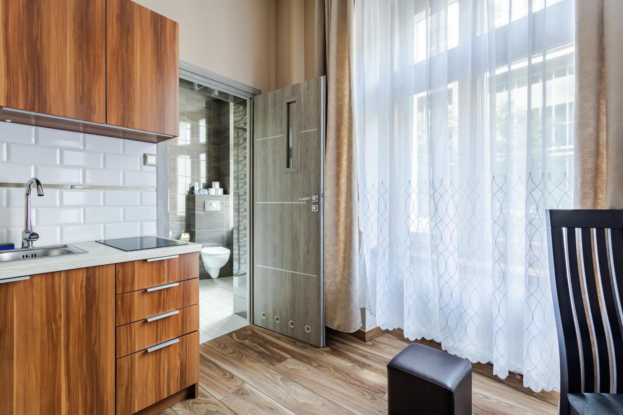 Functional And Comfortable Very Berry In By Renters * Poznań