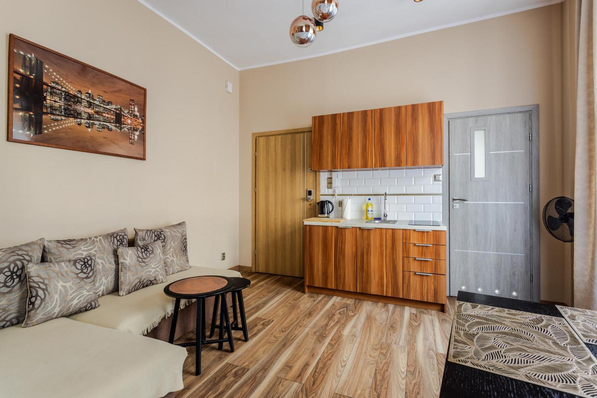 Apartamento Functional And Comfortable Very Berry In By Renters