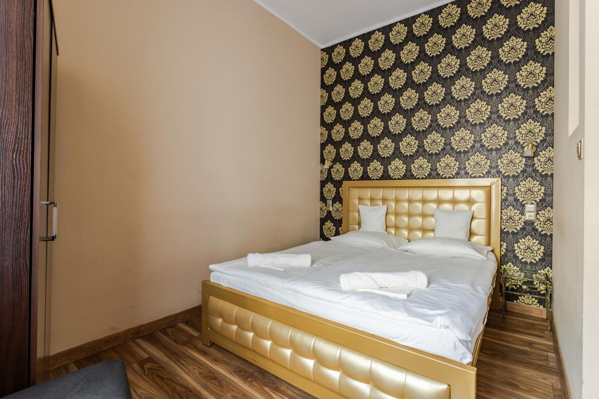 Functional And Comfortable Very Berry In By Renters * Poznań