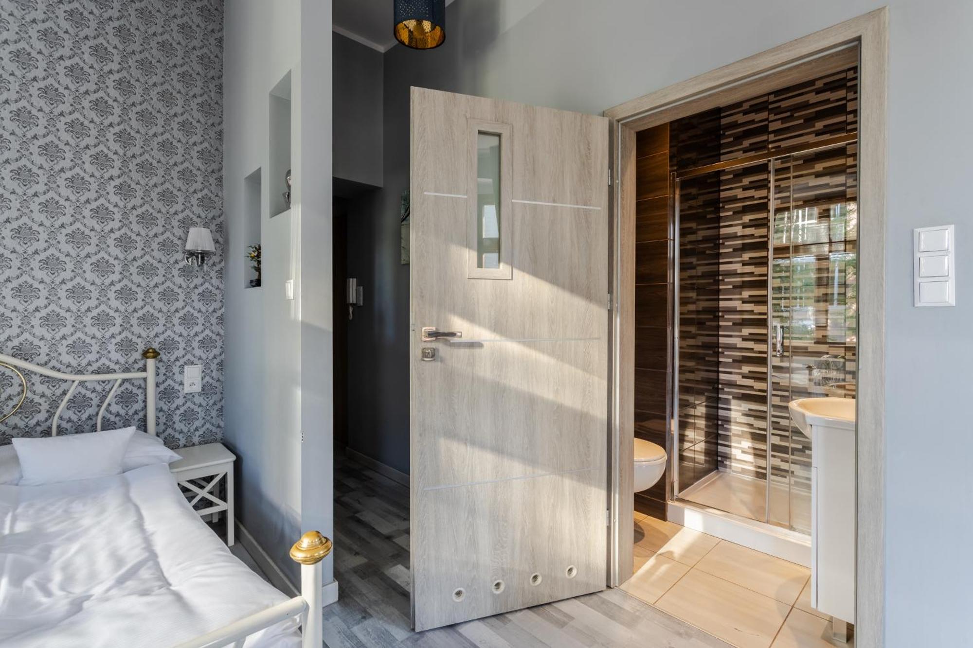 Apartamento Functional And Comfortable Very Berry In By Renters